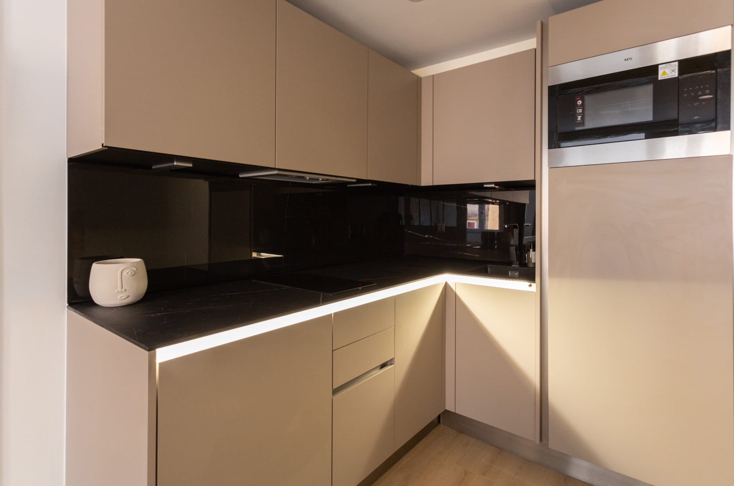 Nice Vieille Ville – Pairolière (1) - Photo 4