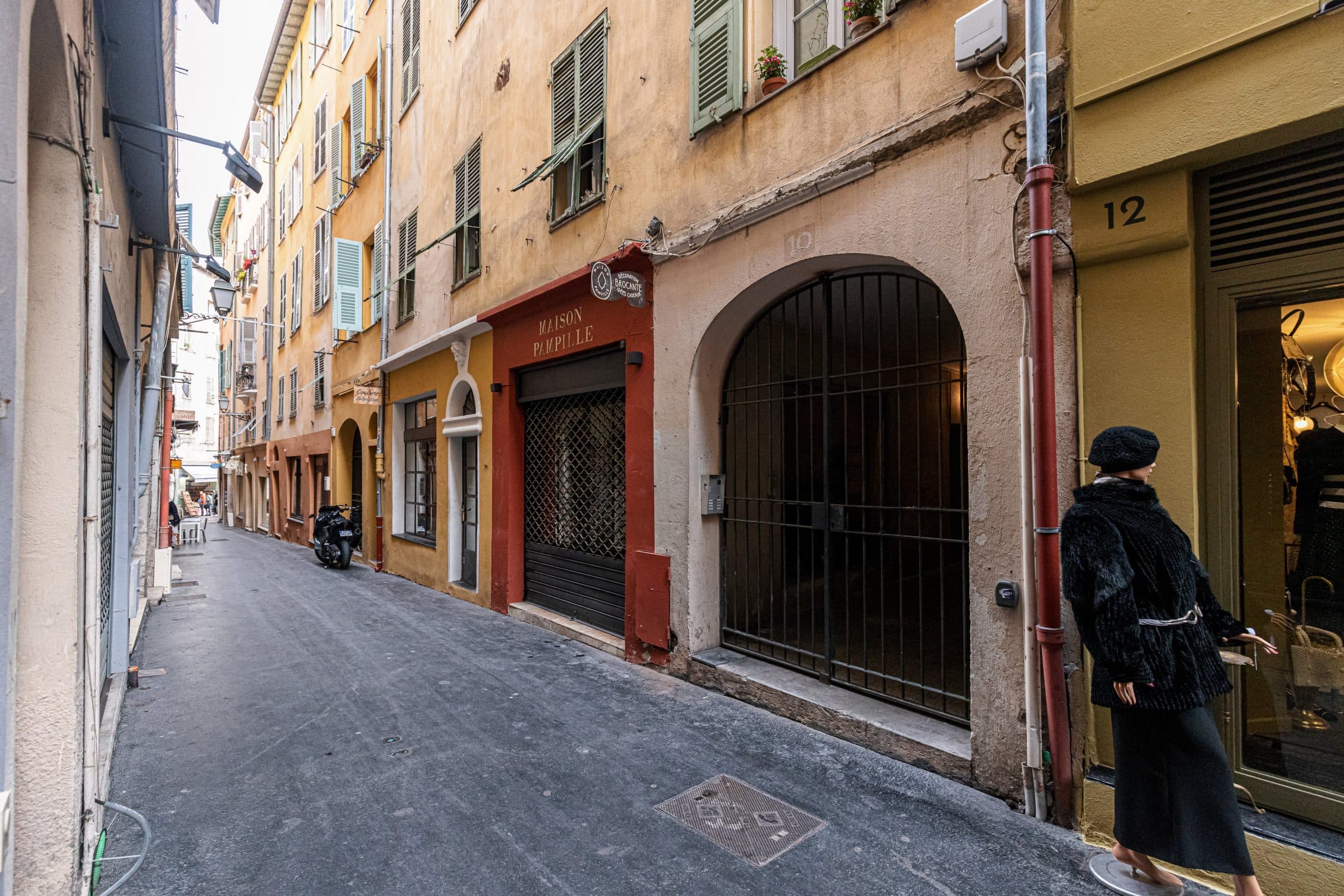 Nice Vieille Ville – Droite